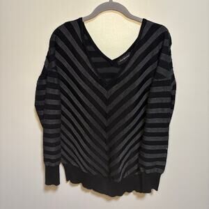 Lane Bryant Black Grey V Neck Long Sleeve Knit Top SZ 14/16 Sweater Neutral